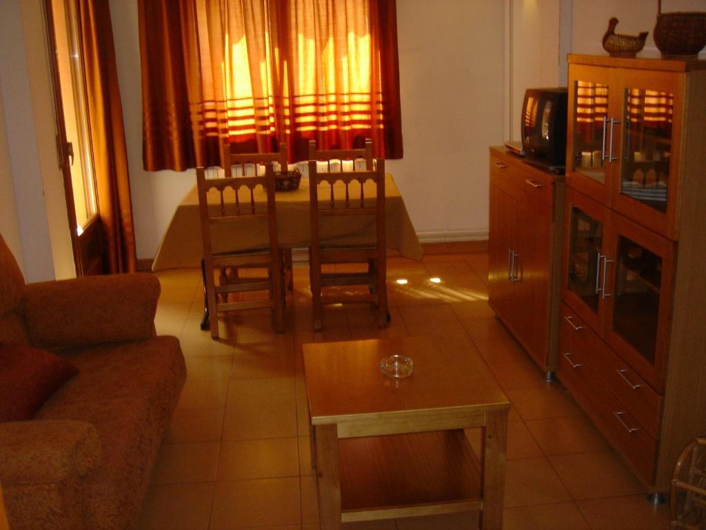 אנקמפ Apartaments L'Orri חדר תמונה